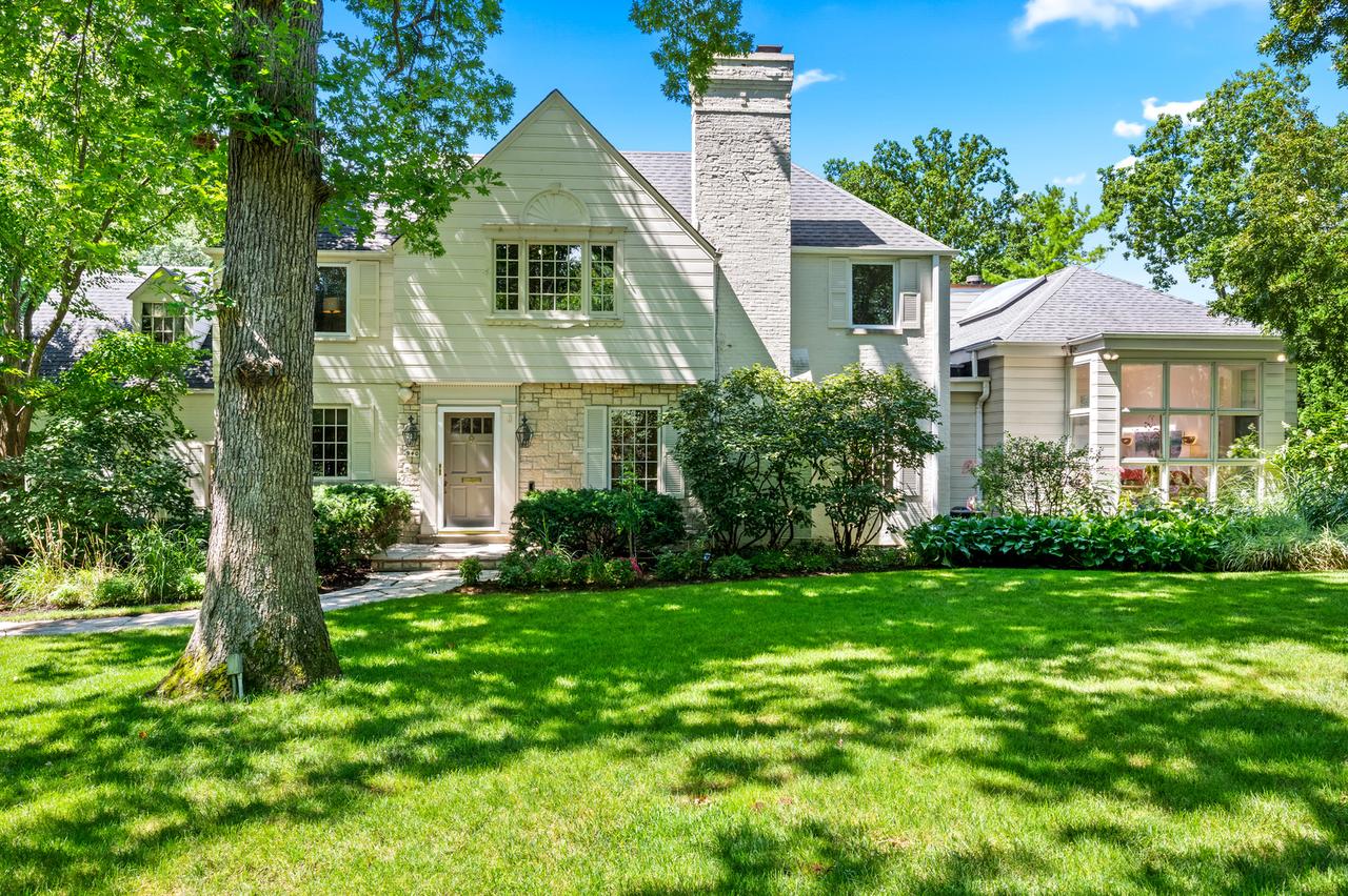 940 Forest Glen Dr., Winnetka, IL 60093