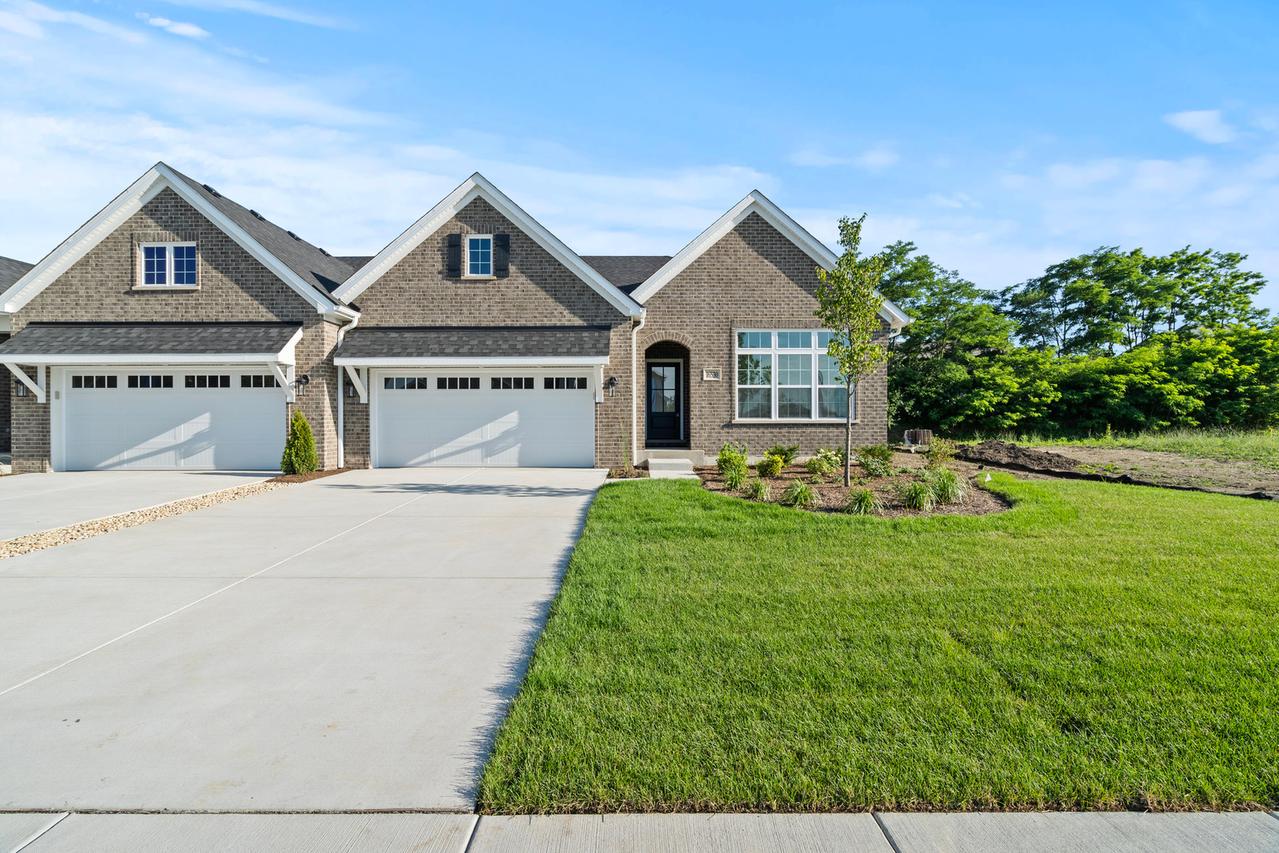 16530 Kayla Dr., Lemont, IL 60439