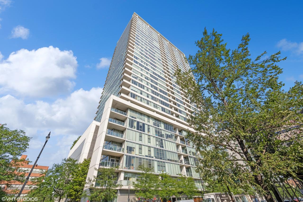 1720 S Michigan Ave. #305, Chicago, IL 60616