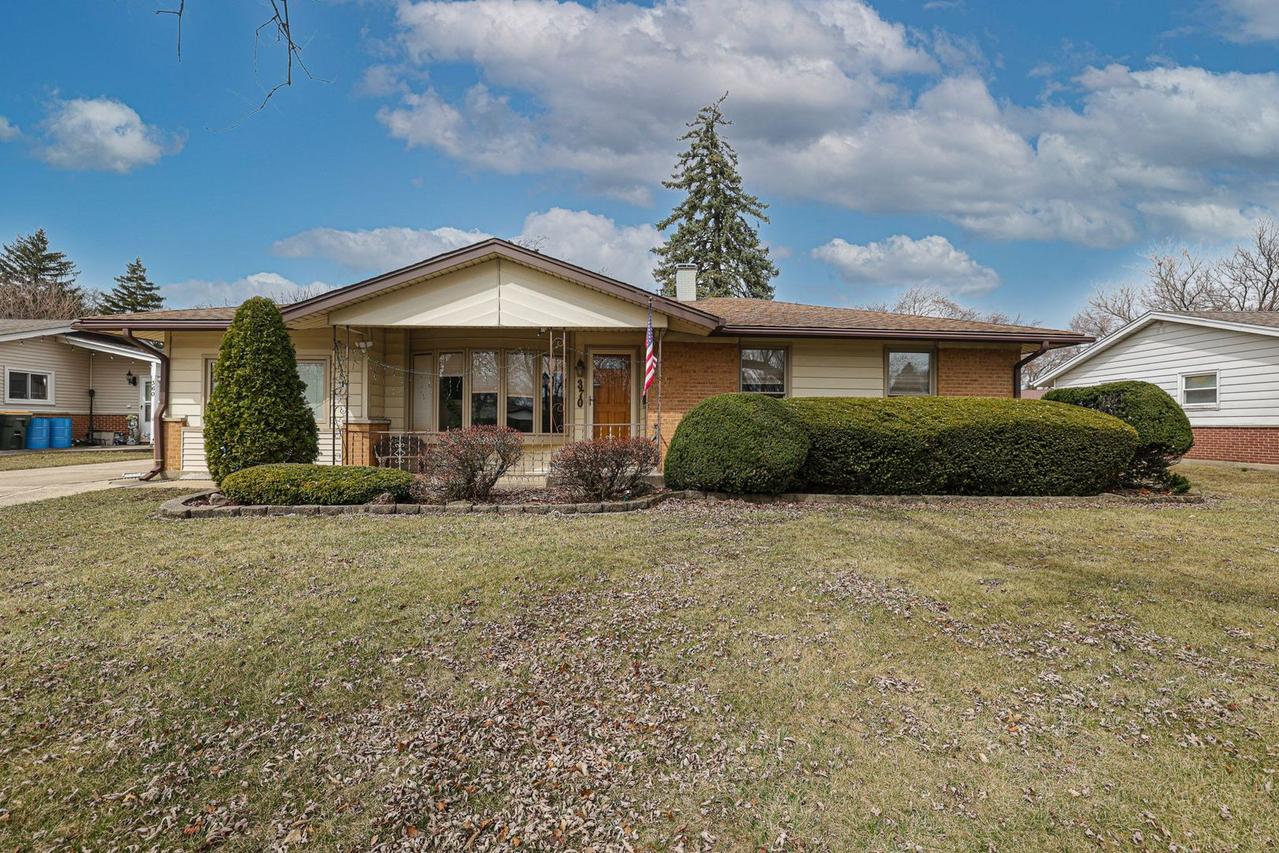 370 E Elk Grove Blvd., Elk Grove Village, IL 60007