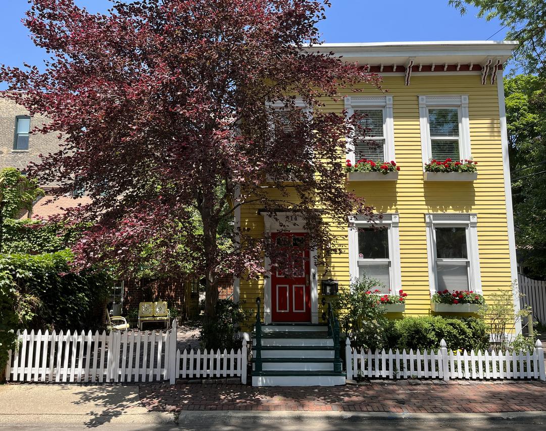 314 W Menomonee St., Chicago, IL 60614