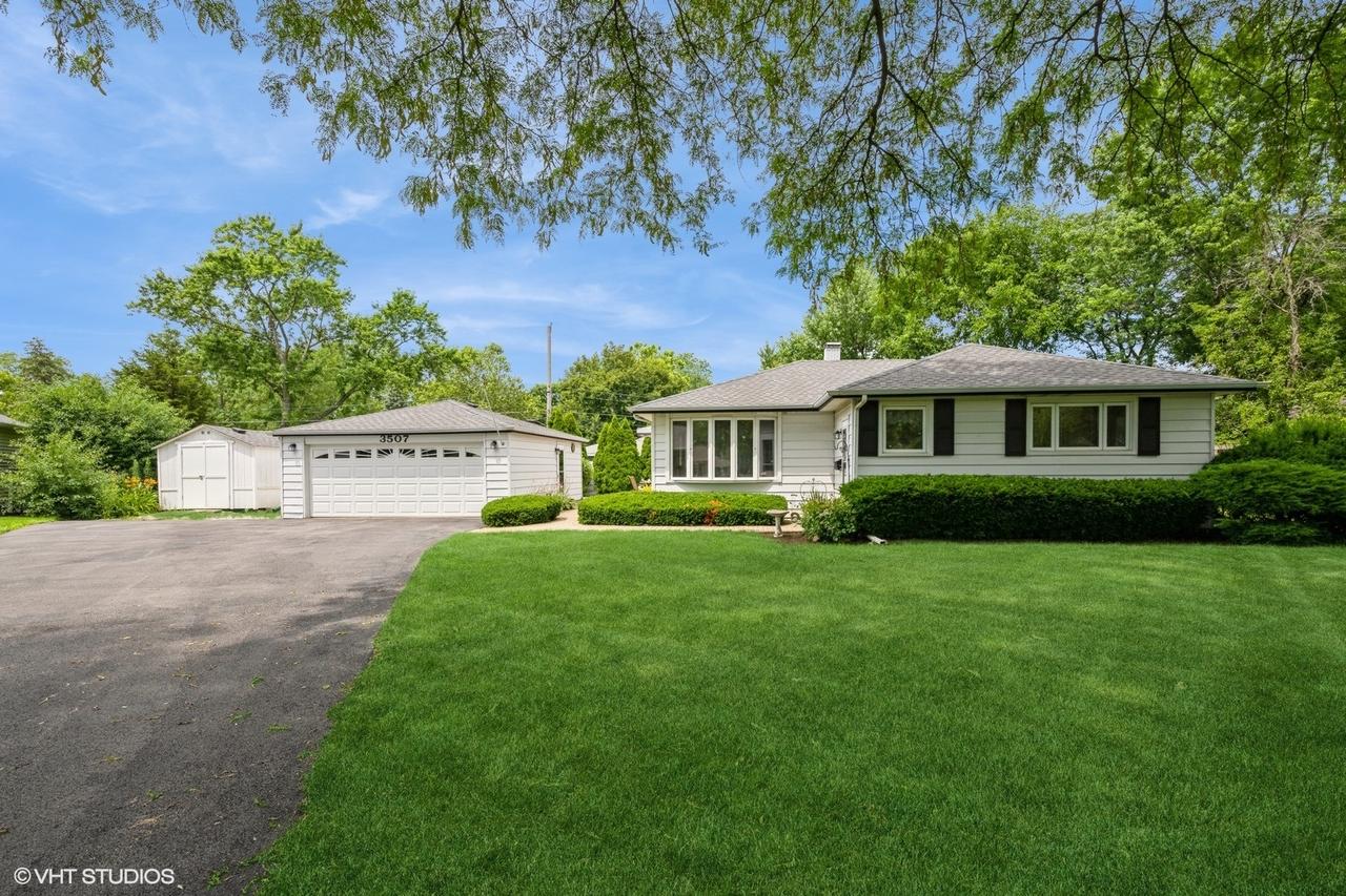 3507 Piper Ct., Rolling Meadows, IL 60008