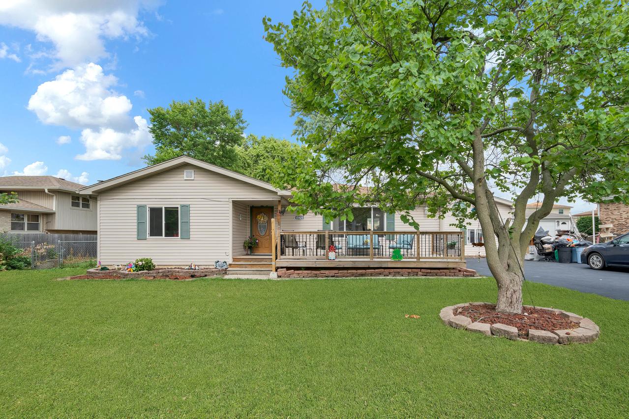 15929 Lorel Ave., Oak Forest, IL 60452