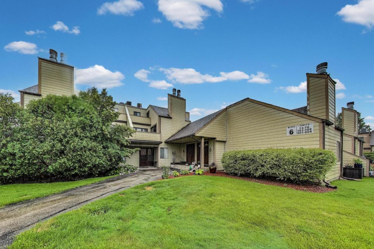 3317 Beacon St. #74, North Chicago, IL 60064