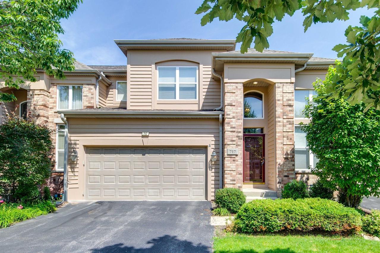 717 Sarah Ln., Northbrook, IL 60062