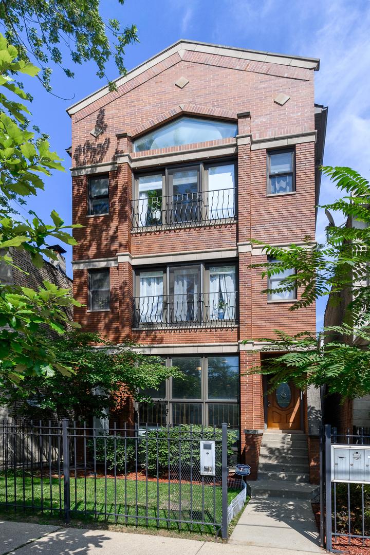 3041 N California Ave. #1, Chicago, IL 60618
