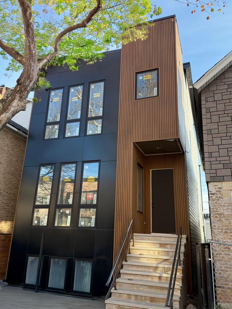 2353 W Ohio St., Chicago, IL 60612