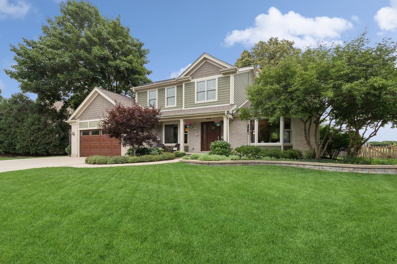 1524 Virginia Ave., Libertyville, IL 60048