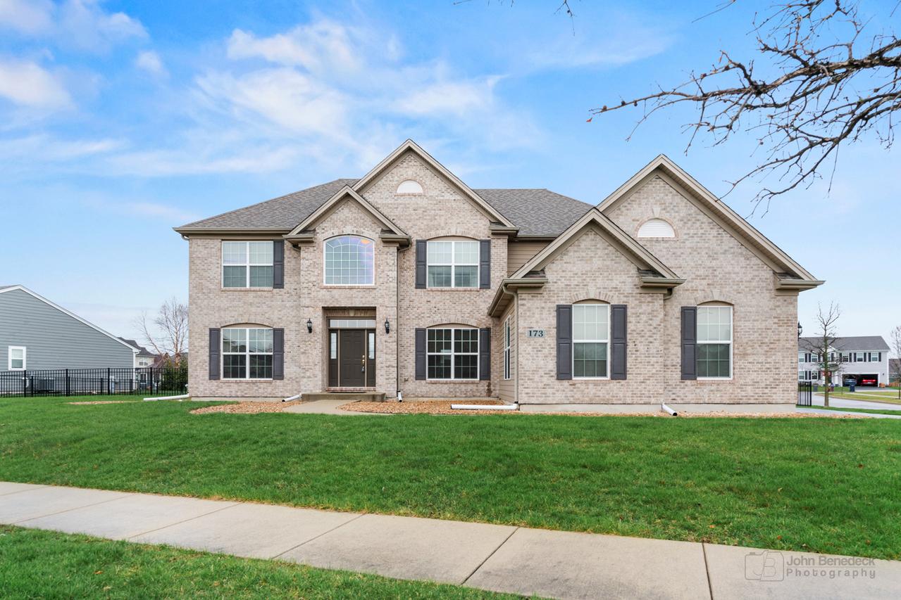 173 Hibiscus Ln., Elgin, IL 60124