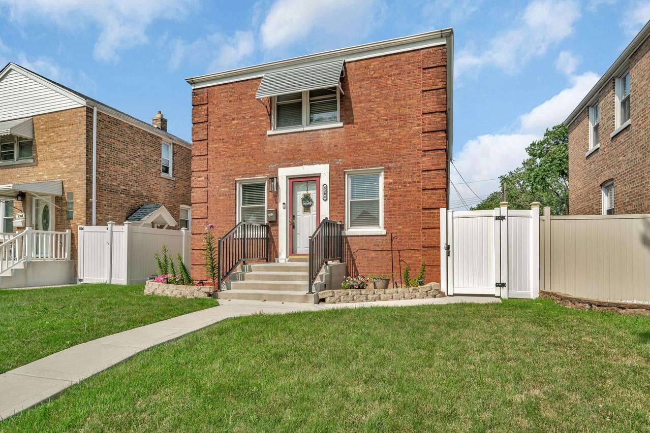 5304 S Ridgeway Ave., Chicago, IL 60632