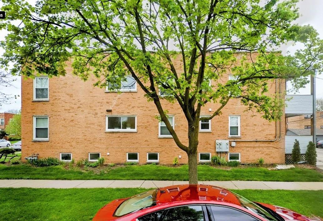 9003 Bronx Ave., Skokie, IL 60077