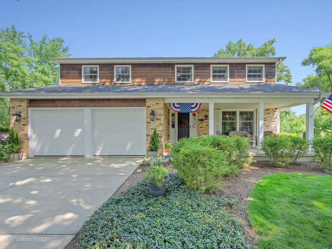 1401 Sussex Rd., Naperville, IL 60540