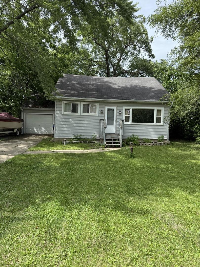 24576 W Norelius Ave., Round Lake, IL 60073