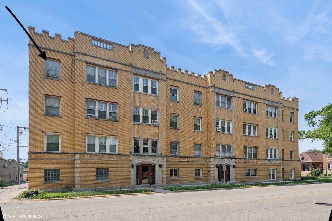 7210 Jackson Blvd. #F3, Forest Park, IL 60130