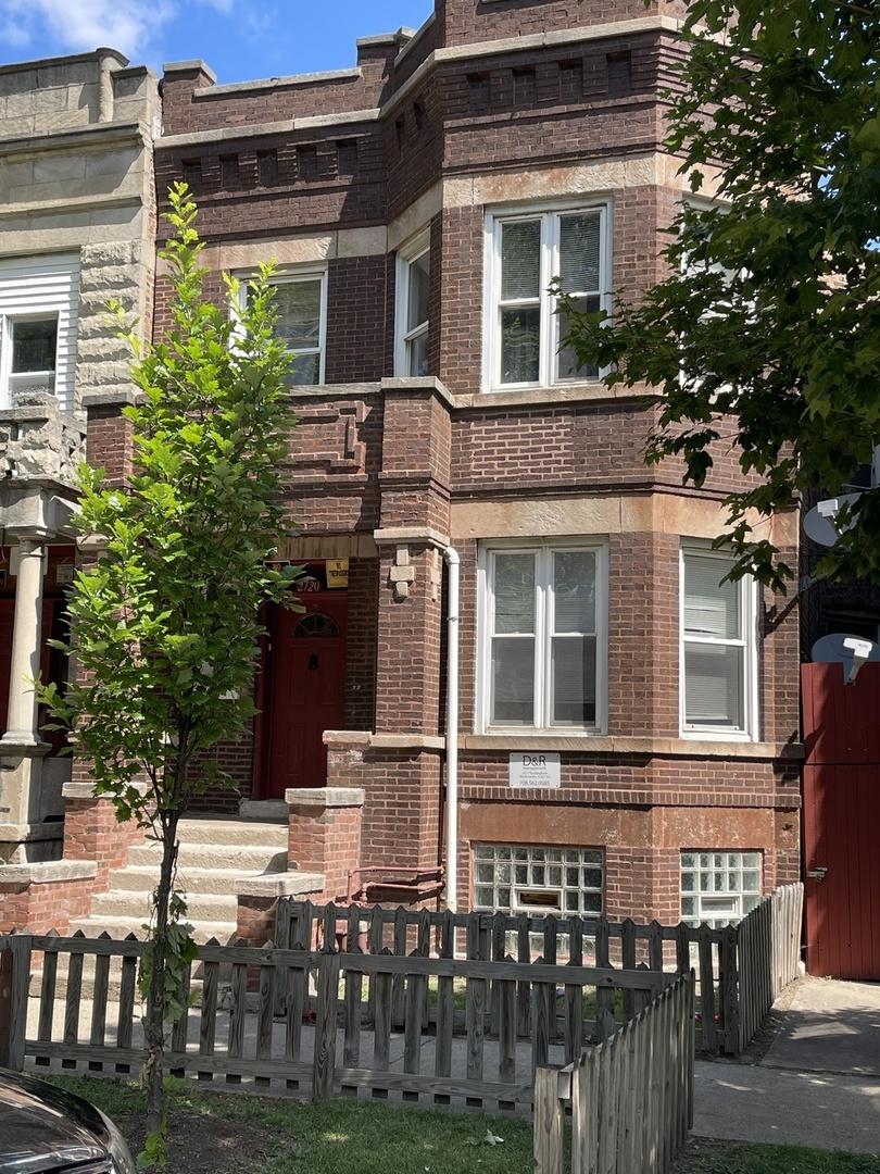 2720 W Flournoy St., Chicago, IL 60612