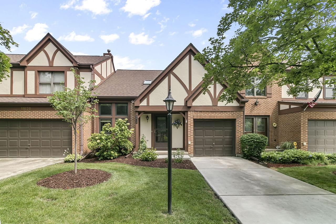 11016 Eaton Ct., Westchester, IL 60154