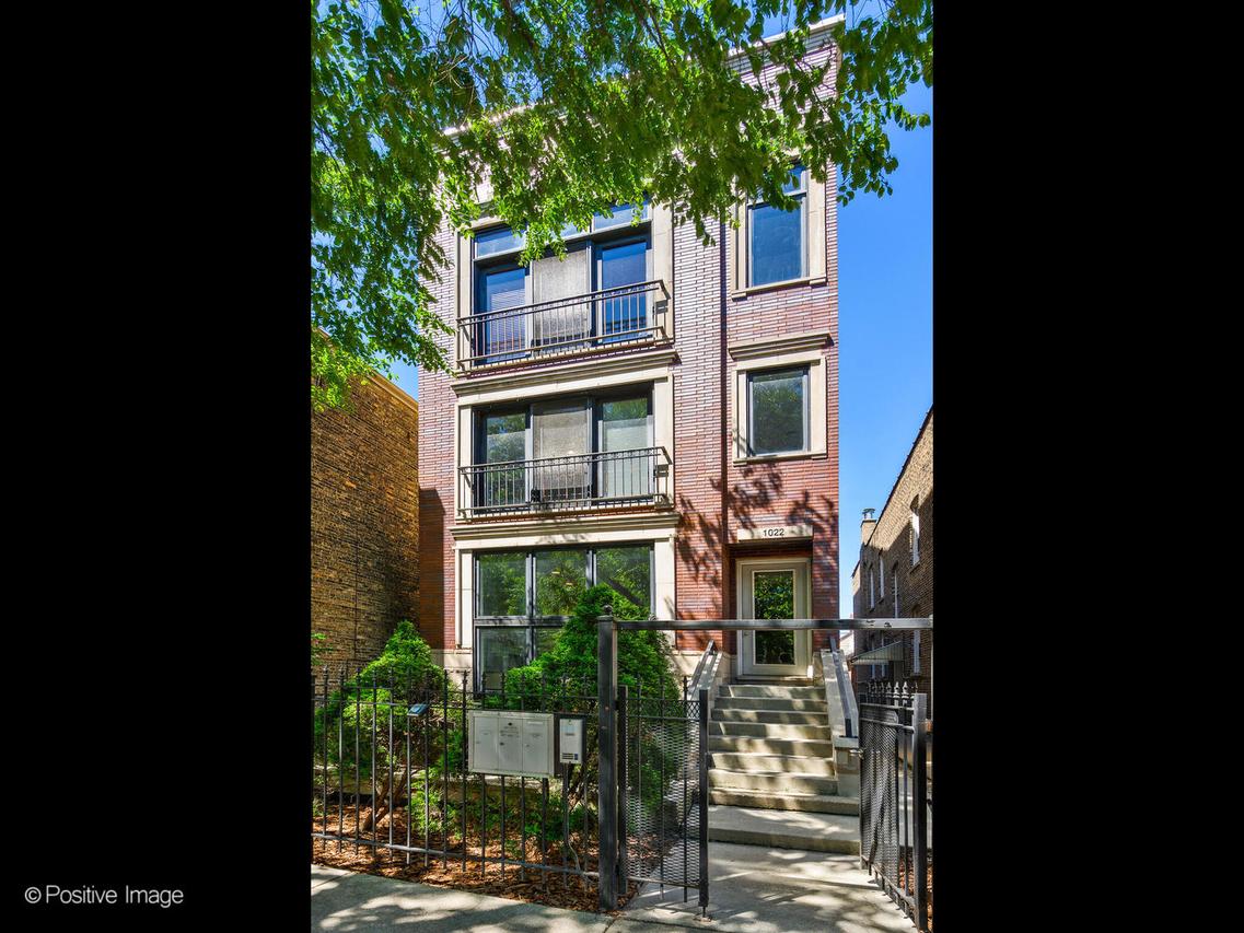 1022 N Wood St. #1, Chicago, IL 60622