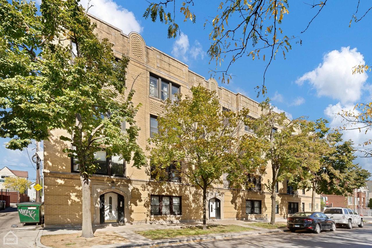 3608 W Dickens Ave. #2W, Chicago, IL 60647