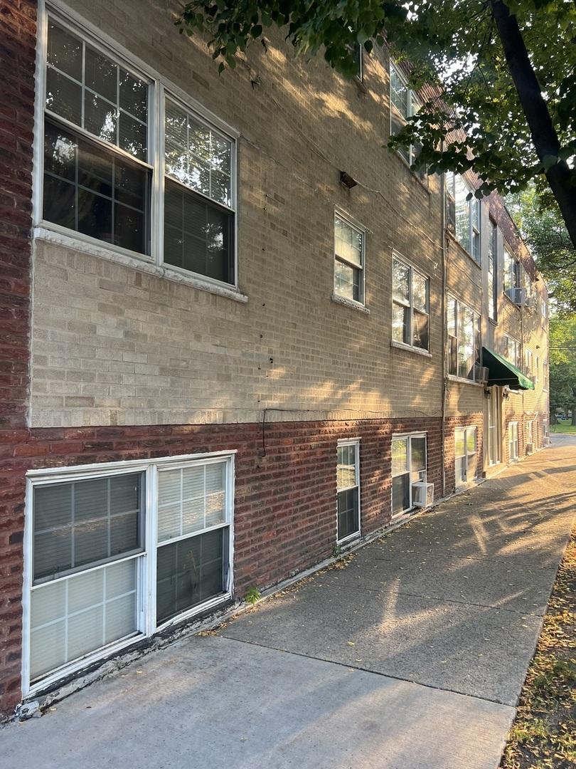 5205 W Drummond Pl. #1, Chicago, IL 60639