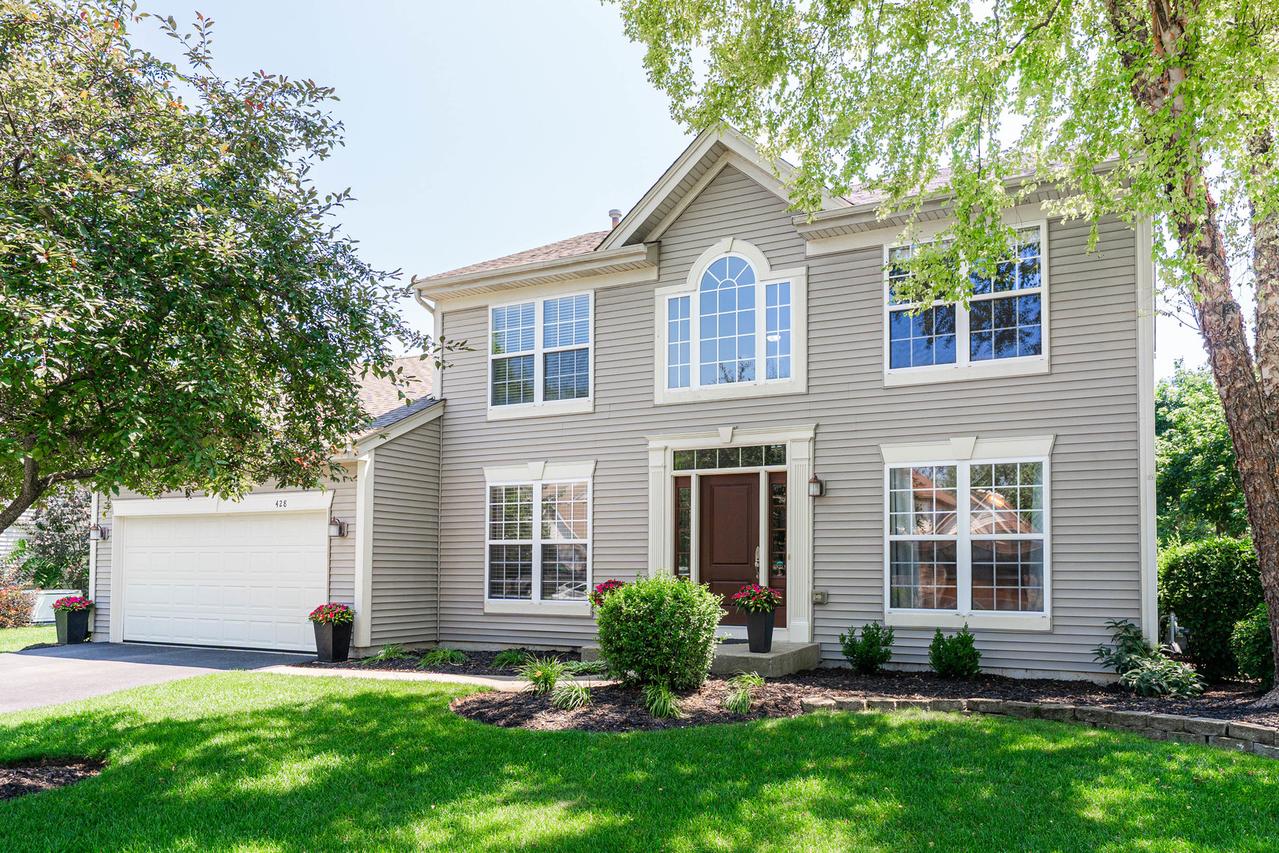 428 Oak Grove Cir., Wauconda, IL 60084