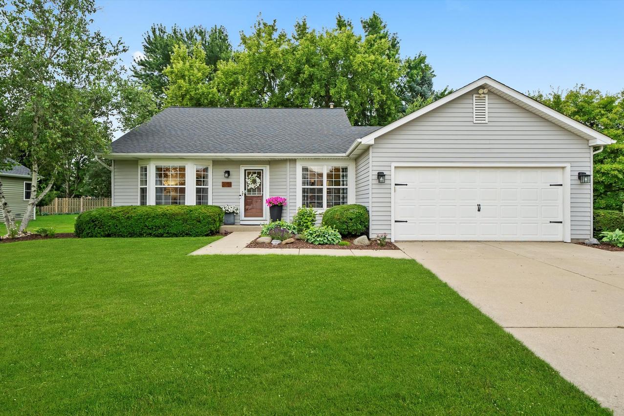 3721 Brighton Pl., Mchenry, IL 60050
