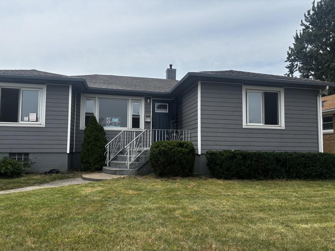 650 Greenbay Ave., Calumet City, IL 60409
