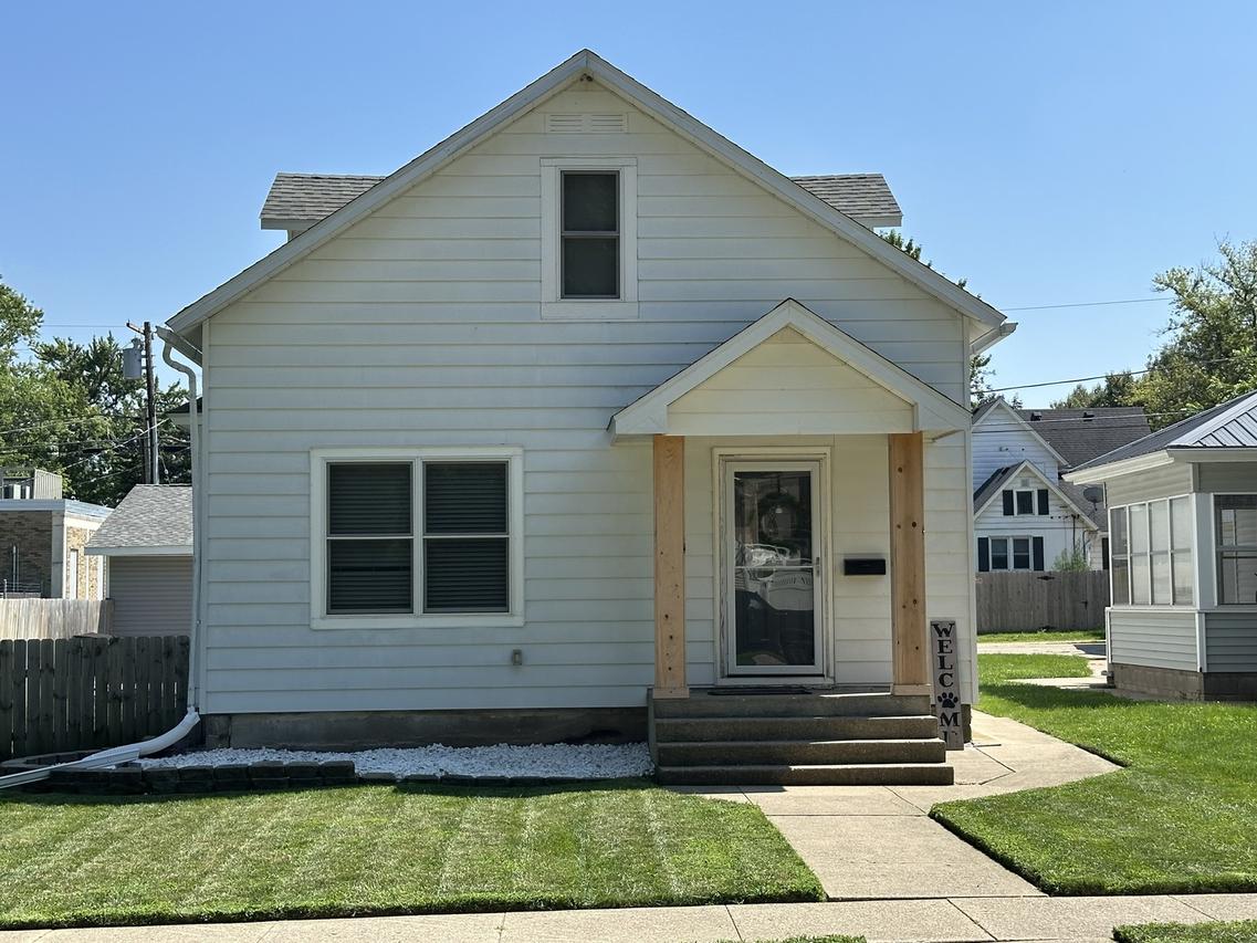 908 9th Ave., Fulton, IL 61252