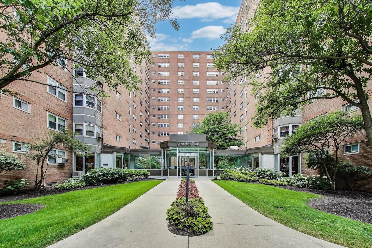 4970 N Marine Dr. #1024, Chicago, IL 60640