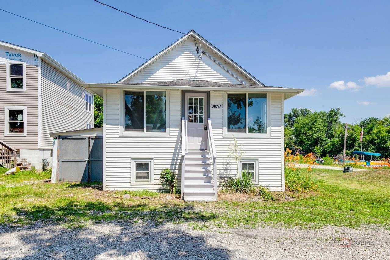 38717 N Lake St., Antioch, IL 60002