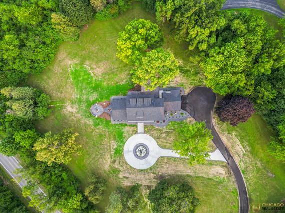 379 W County Line Rd., Barrington Hills, IL 60010