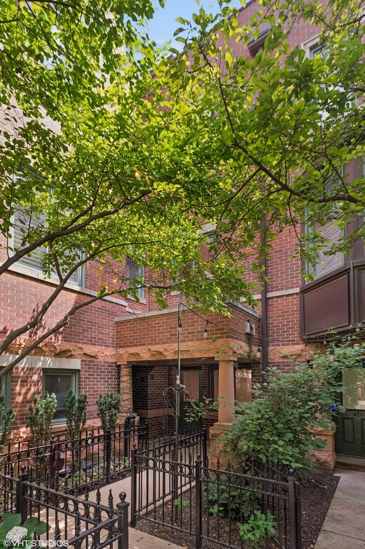 1351 W Altgeld St. #4C, Chicago, IL 60614