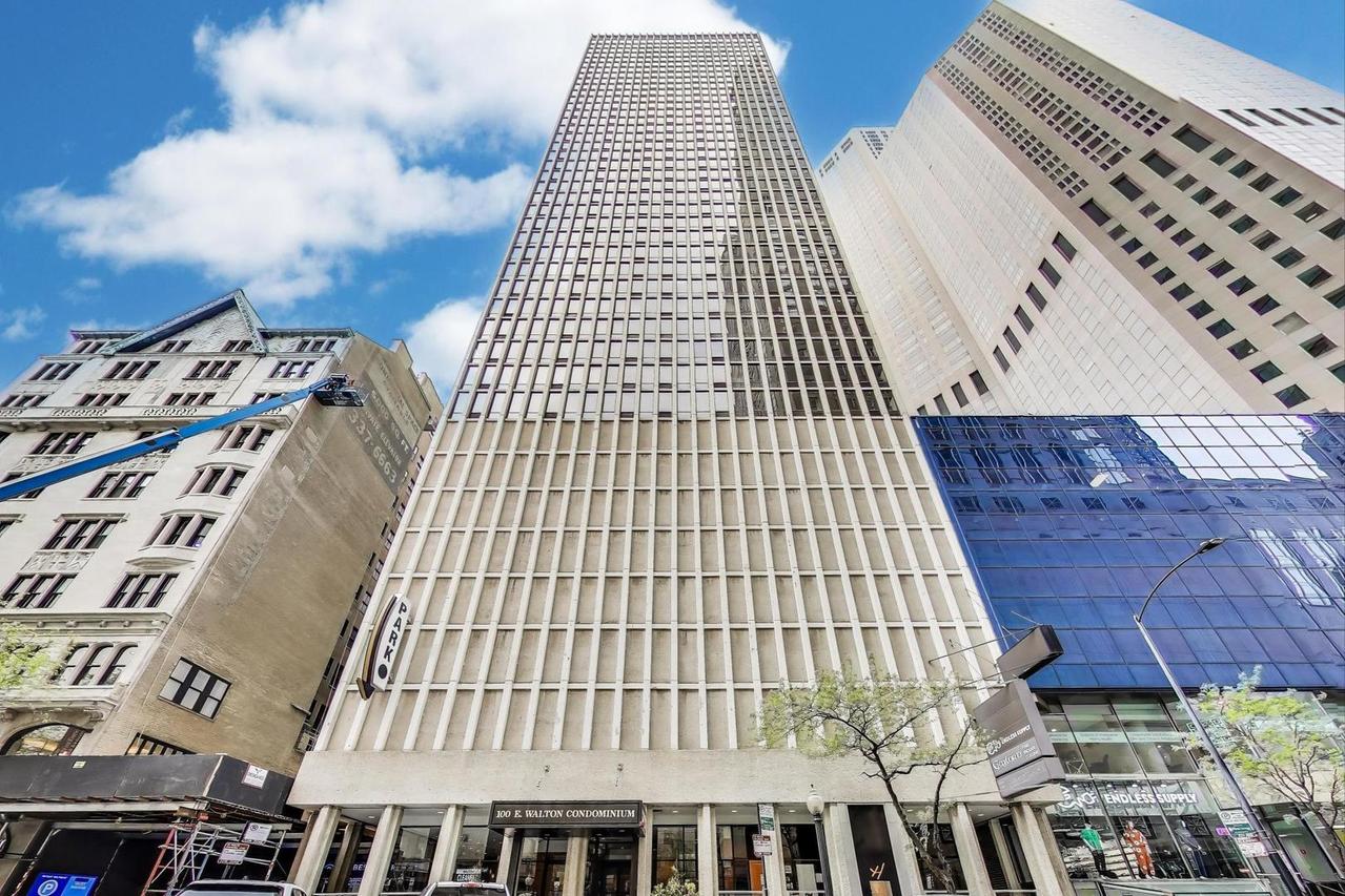 100 E Walton St. #38D, Chicago, IL 60611