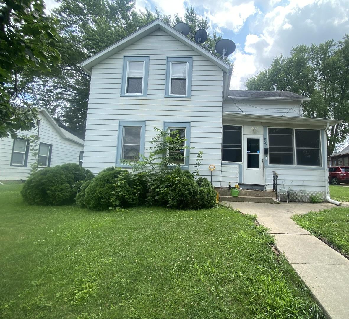 827 E Garden St., Freeport, IL 61032