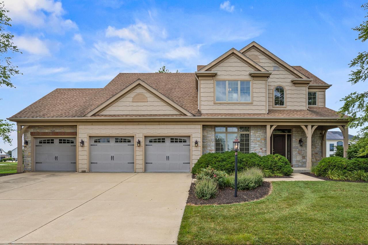 1503 English Oak Dr., Champaign, IL 61822