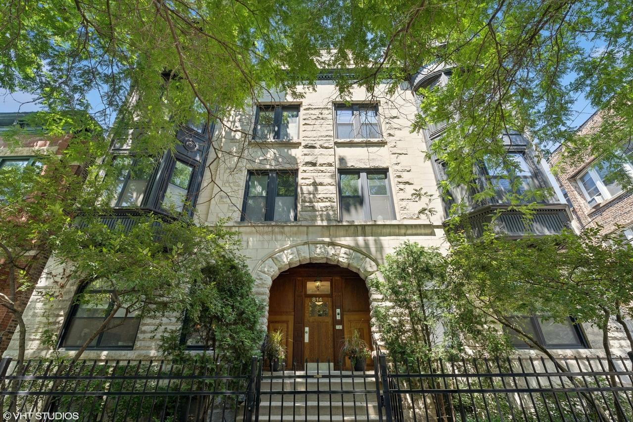 814 W Roscoe St. #3E, Chicago, IL 60657