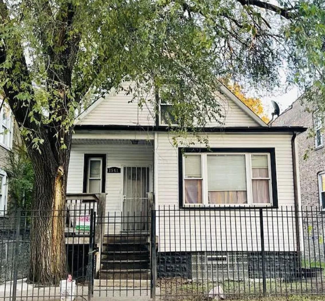 7541 S Evans Ave., Chicago, IL 60619