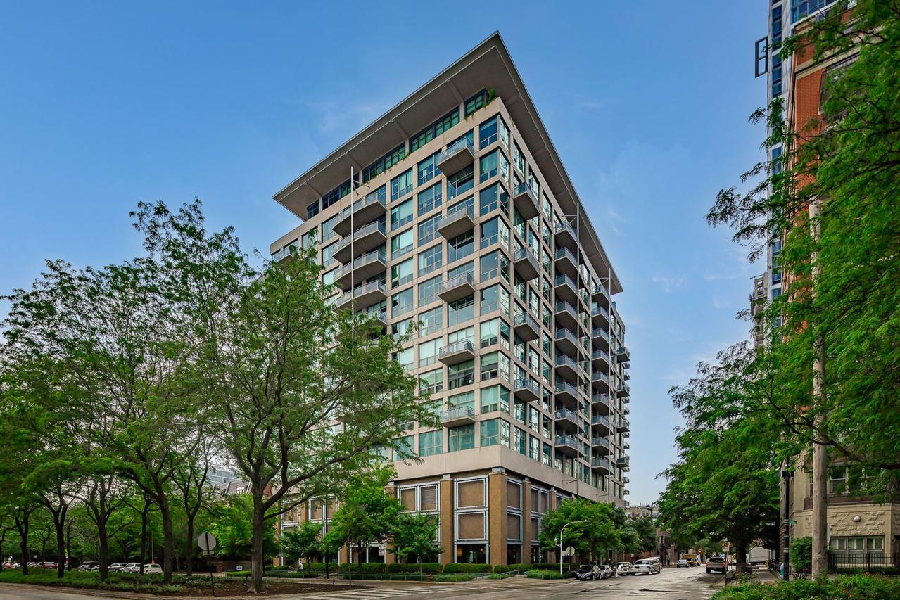 125 E 13th St. #808, Chicago, IL 60605