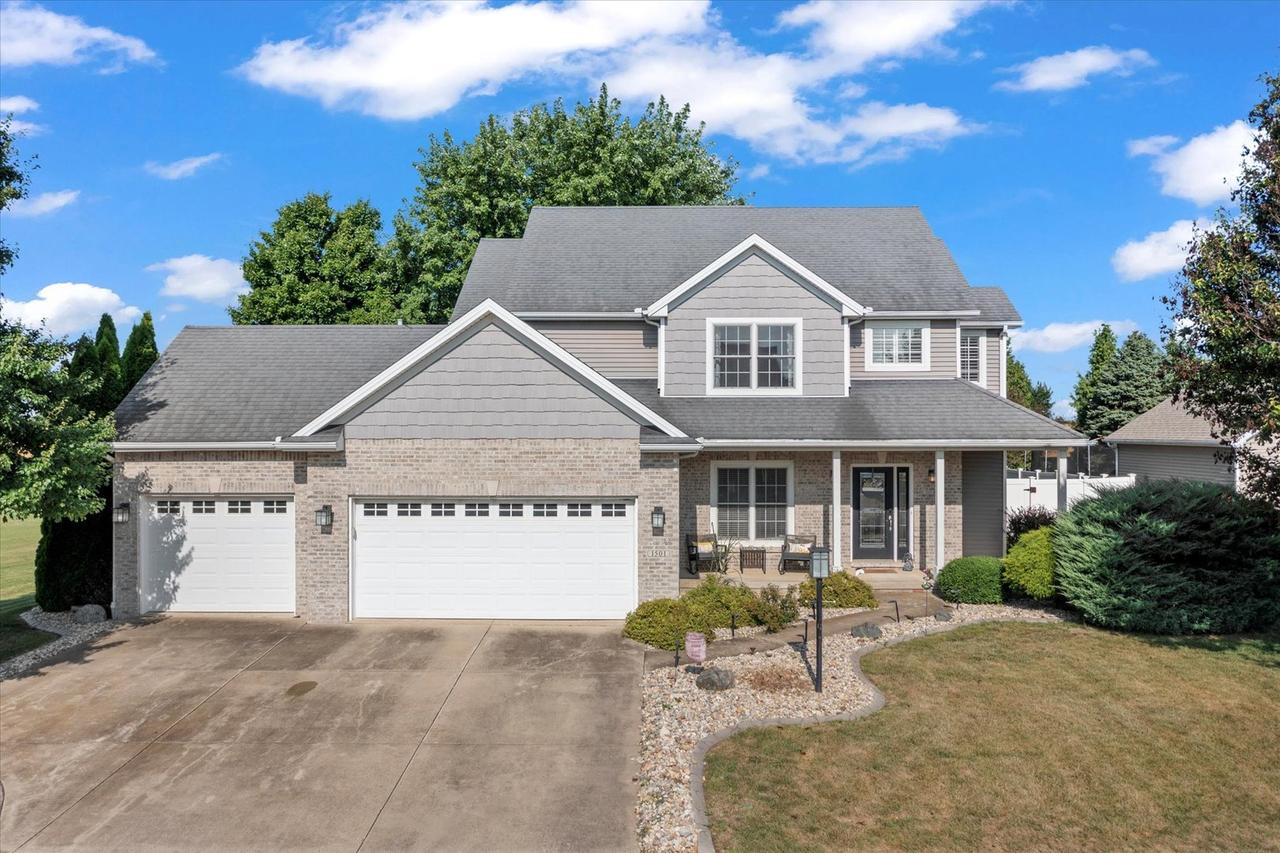 1501 Quarry Rd., Mahomet, IL 61853