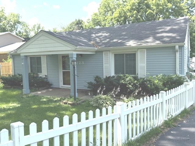 223 N Lincoln Ave., Dixon, IL 61021