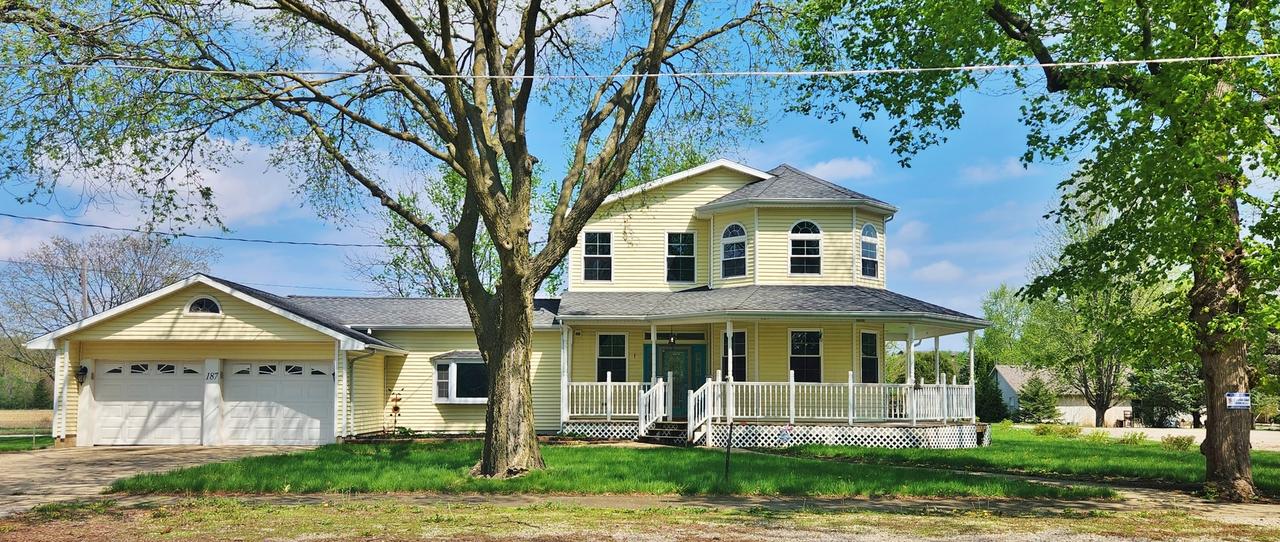 187 W Union St., Seneca, IL 61360