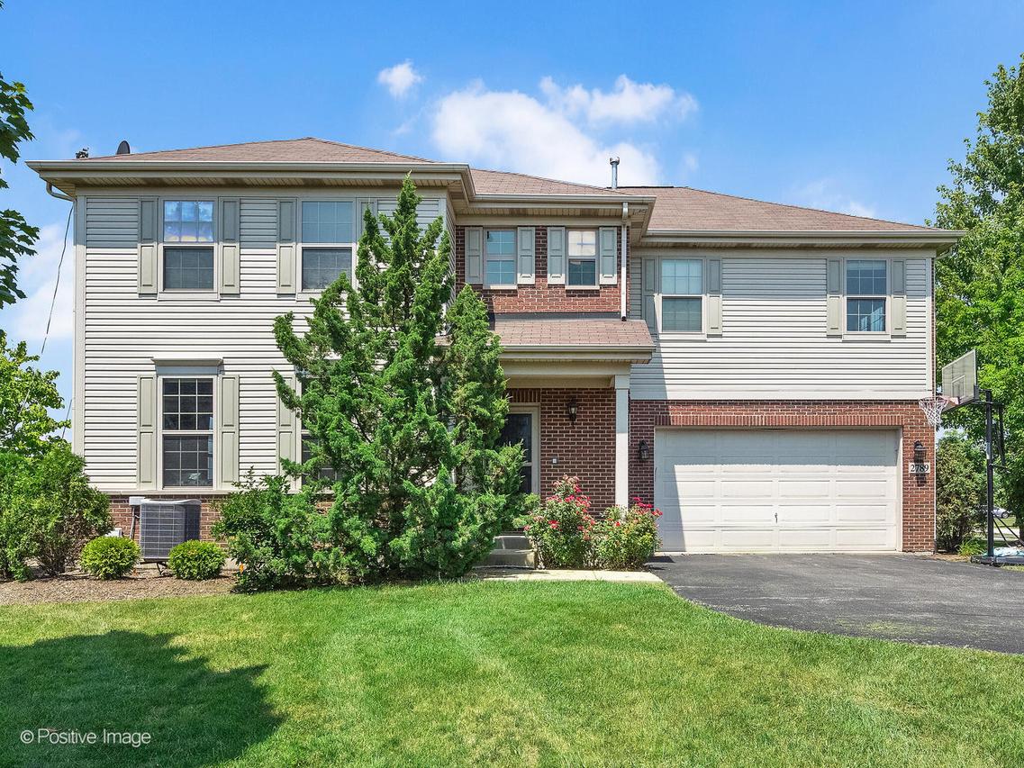2789 Blakely Ln., Naperville, IL 60540