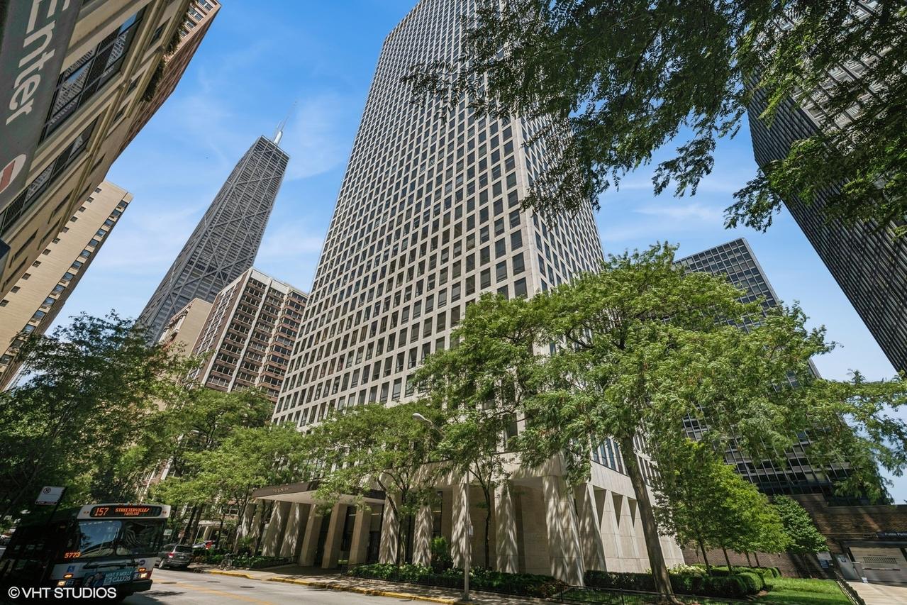 260 E Chestnut St. #1210, Chicago, IL 60611