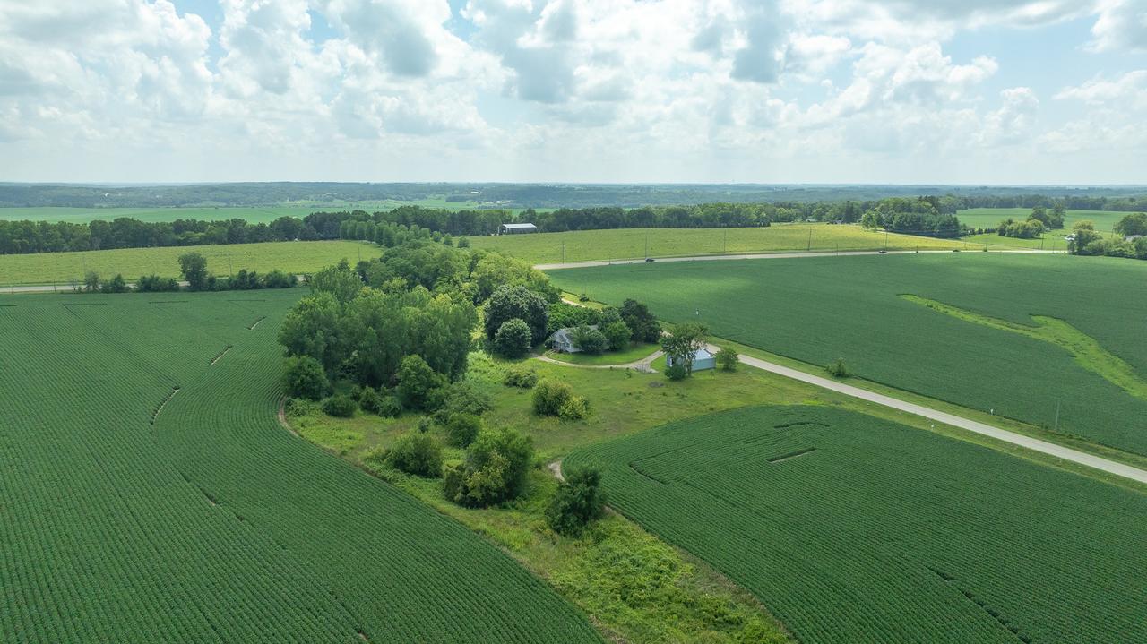 1011 N Limekiln Rd., Oregon, IL 61061