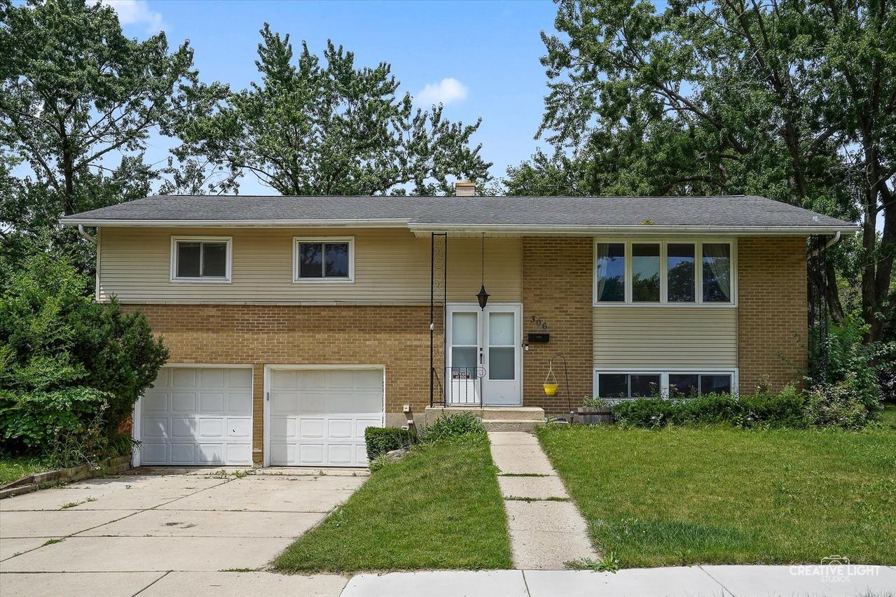 306 N Bissell Dr., Palatine, IL 60074
