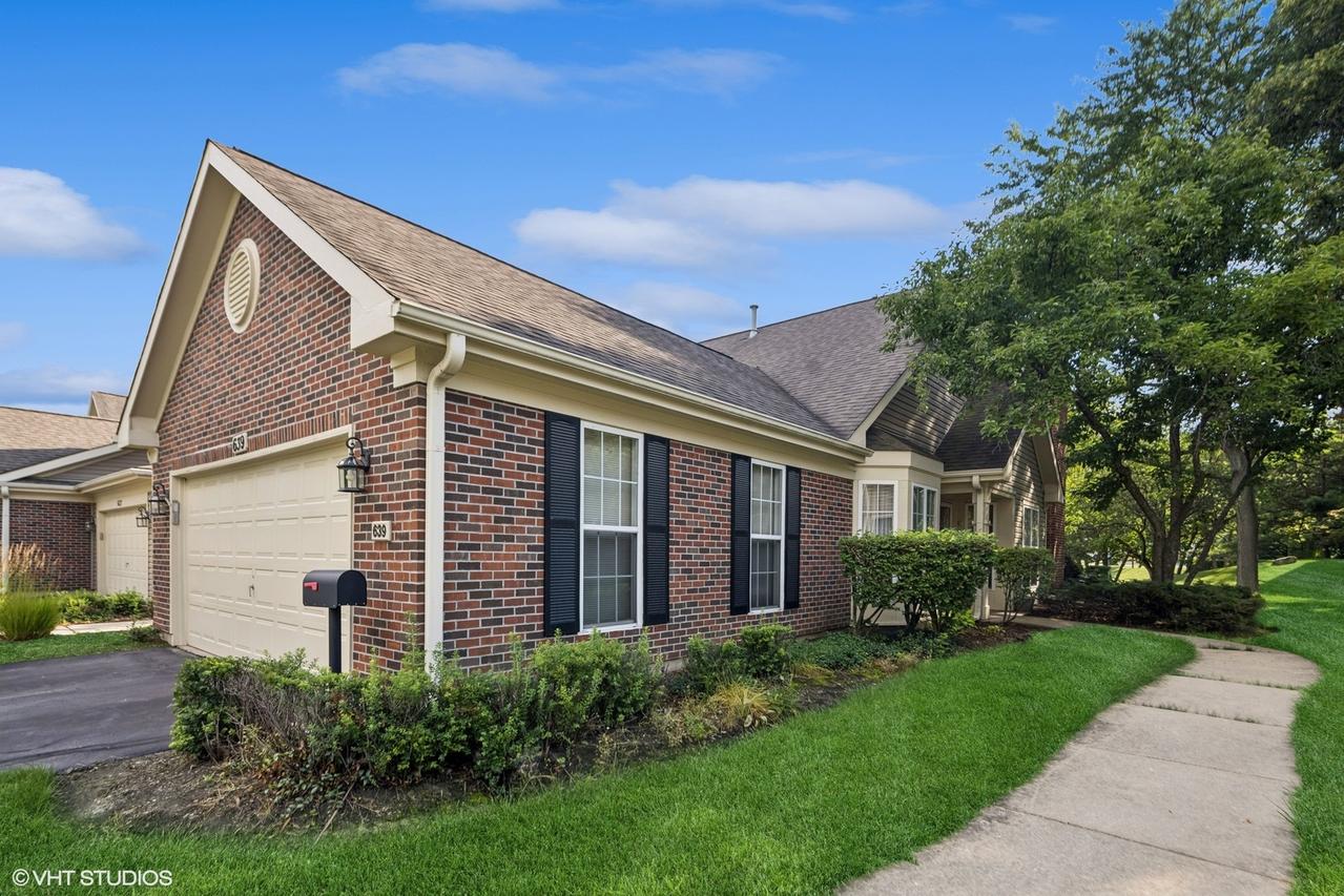 639 Clover Hill Ln., Elk Grove Village, IL 60007