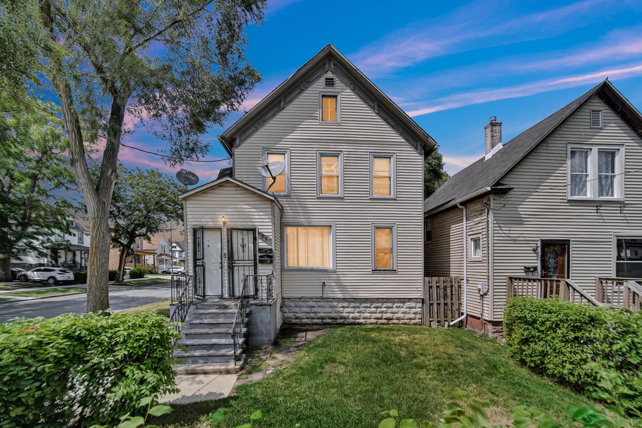 107 Hickory St., Chicago Heights, IL 60411