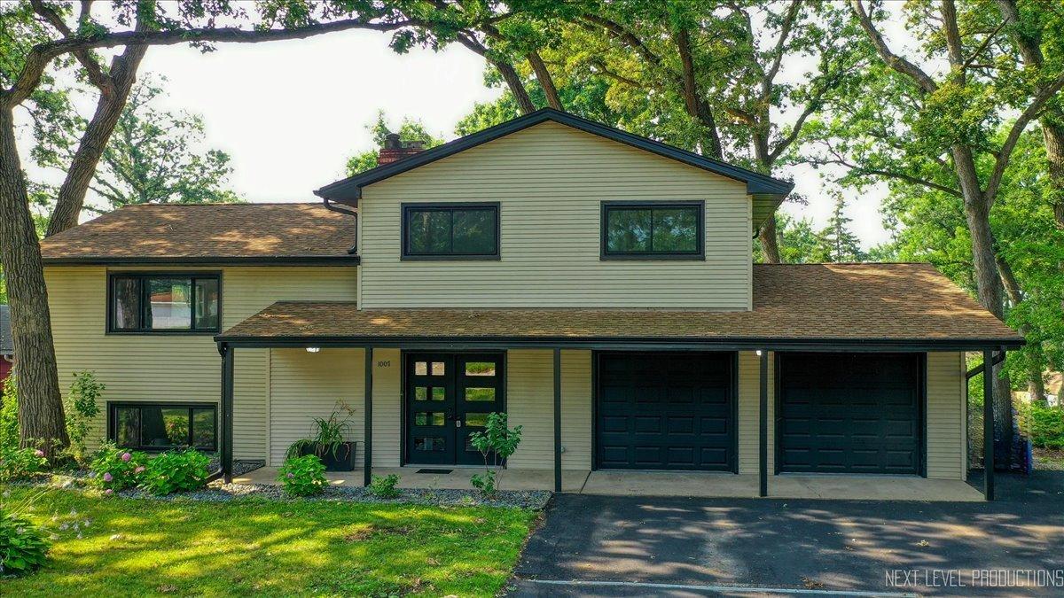 1007 Rolling Dr., Lisle, IL 60532