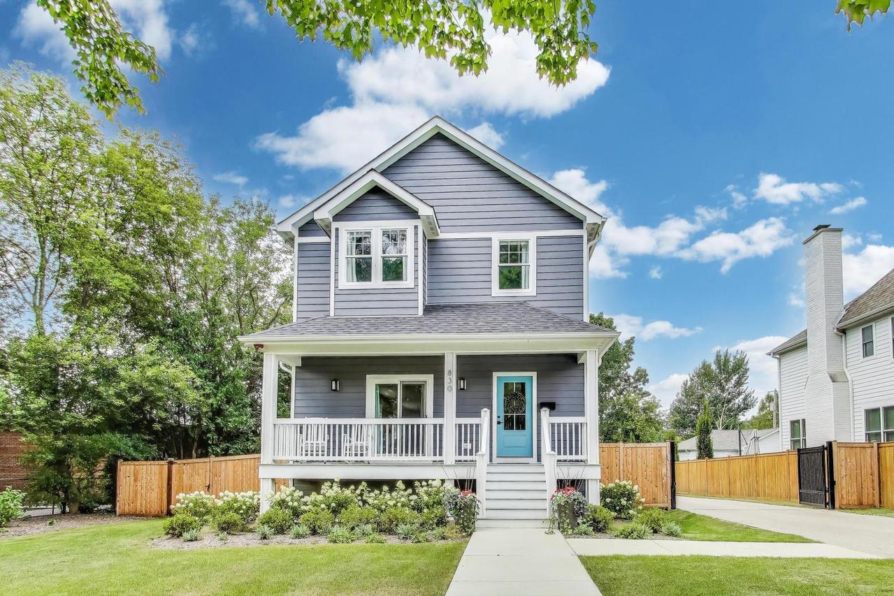 830 S Grove Ave., Barrington, IL 60010