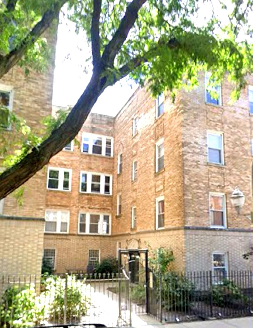 3707 W Altgeld St. #1, Chicago, IL 60647