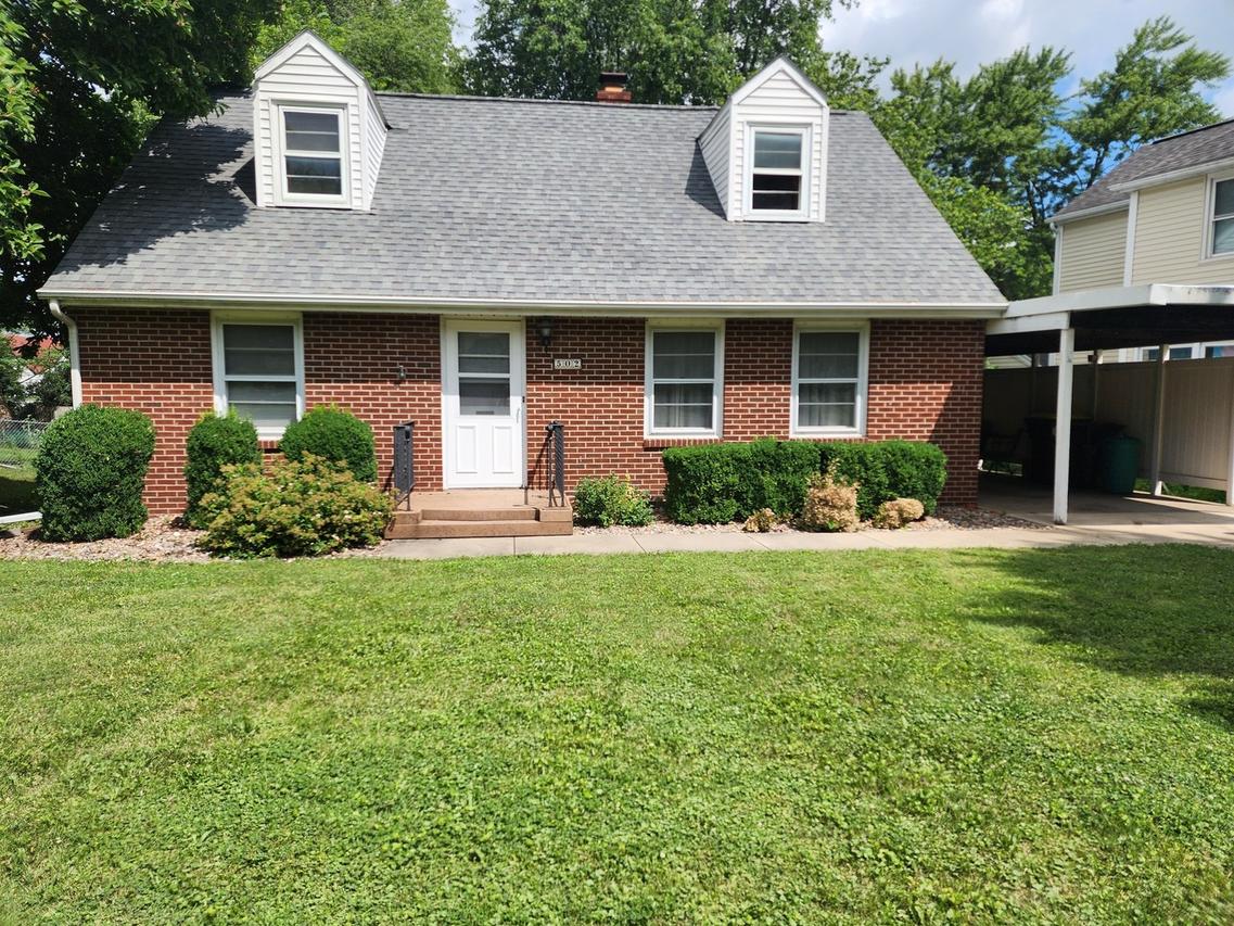 502 Manchester St., Normal, IL 61761
